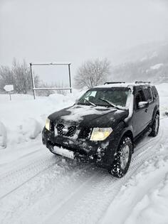 Nissan - Pathfinder - 2.5DCI