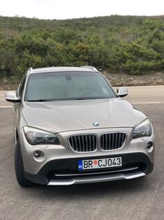 BMW - X1