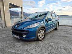 Peugeot - 207 - 1.6i