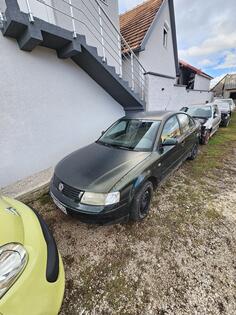 U djelovima Volkswagen - Passat 1.8 Turbo