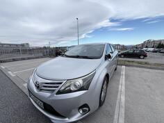 Toyota - Avensis - 2,0