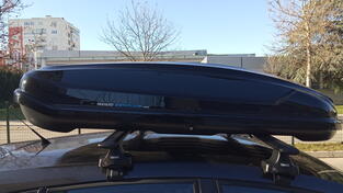 Krovni nosači, koferi, šatori i galerije