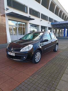 Renault - Clio - 1.5 dci