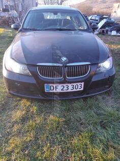 BMW - 325