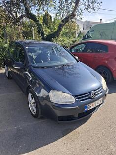 Volkswagen - Golf 5 - tdi
