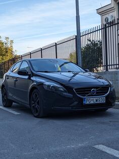 Volvo - V40 - D2