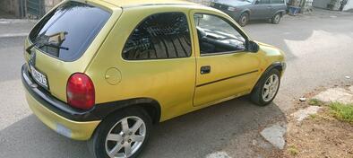 Opel - Corsa - 1.0