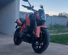 KTM - 990