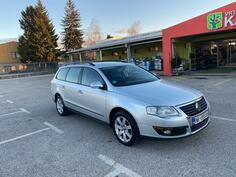 Volkswagen - Passat