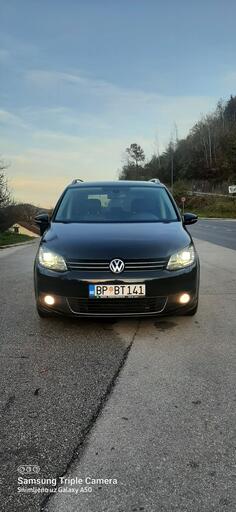Volkswagen - Touran - 2.0 tdi dsg