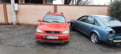 Opel - Astra 14 benz in parts