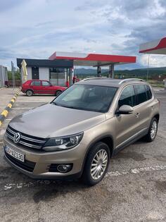 Volkswagen - Tiguan - 2.0 tdi bluemotion