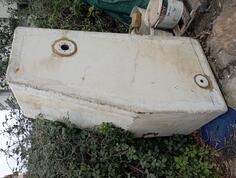Fuel tank for watercrafts