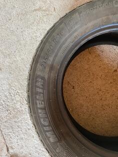 Michelin - 215/60 R16 - Winter tire