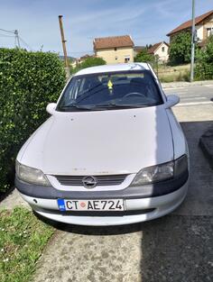 Opel - Vectra - 1.6 suvi