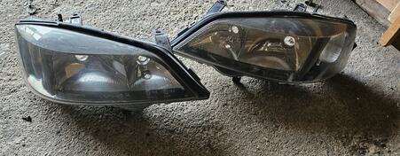 Both headlights for Opel - Astra    - 2000