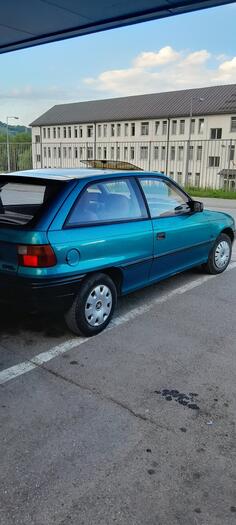 Opel - Astra - 1.6 I
