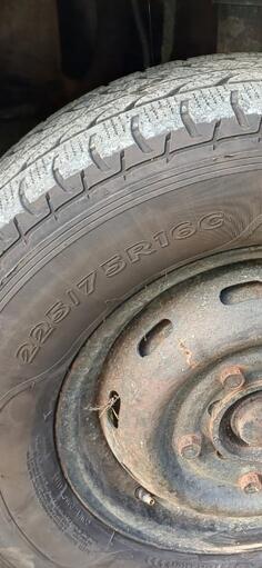 Semperit - 225/75R 16C - Winter tire