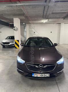 Opel - Insignia - 2.0 tourbo d