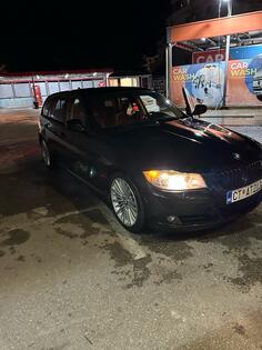 BMW - 320 - 320