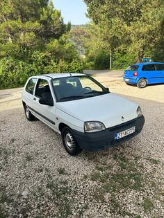 Renault - Clio - 1.2 benz 43 kw