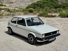 Volkswagen - Golf 1