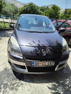 Renault - Scenic