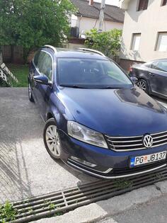 Volkswagen - Passat