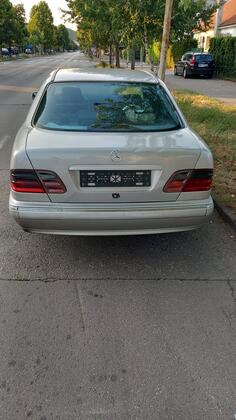 Mercedes Benz - E 200