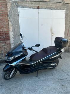 Piaggio - X10