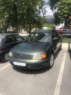 Volkswagen - Passat