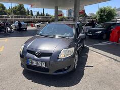 Toyota - Auris - 1.6 benzin