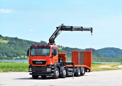 MAN - TGS 35.360 8x2 / Autotransporter + Kran HIAB