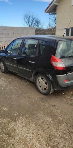 Renault - Scenic 1.9dci in parts