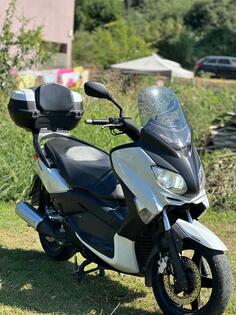 Yamaha - Xmax