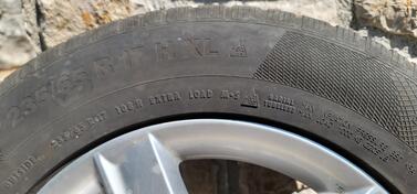 Fabričke rims and Continental tires