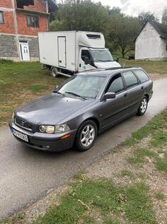 Volvo - V40 - 1.9 tdi