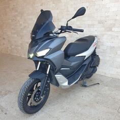 Aprilia - SR GT 125