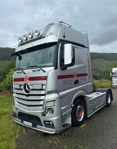 Mercedes Benz - ACTROS 1845 EURO 6 TOP STANJE