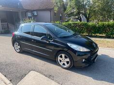 Peugeot - 207 - 1.6 HDi