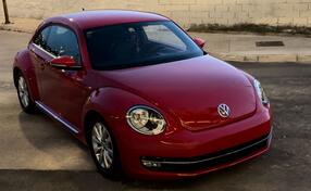 Volkswagen - Beetle - 1.6 Tdi