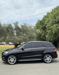 Mercedes Benz - ML 350 - Blue matic AMG