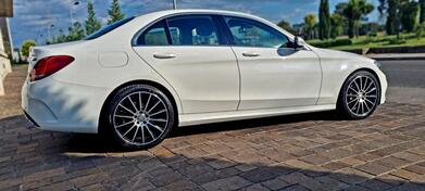 Mercedes Benz - C 220 - 2.2 170ks