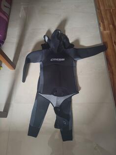 Wetsuit - Diving equipment