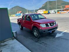 Nissan - Navara - 2.5