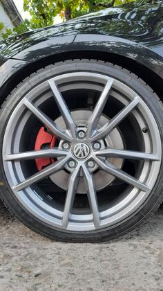 Fabričke rims and PRETORIA 19ICE5 *112 tires