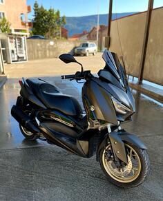 Yamaha - X max