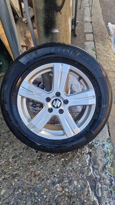 Ostalo rims and Suzuki Grand Vitara  tires