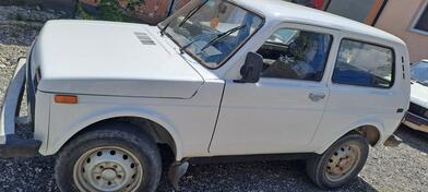 Lada - Niva - 1.7 b