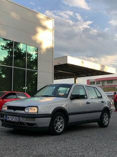 Volkswagen - Golf 3 - 1.6 74kw